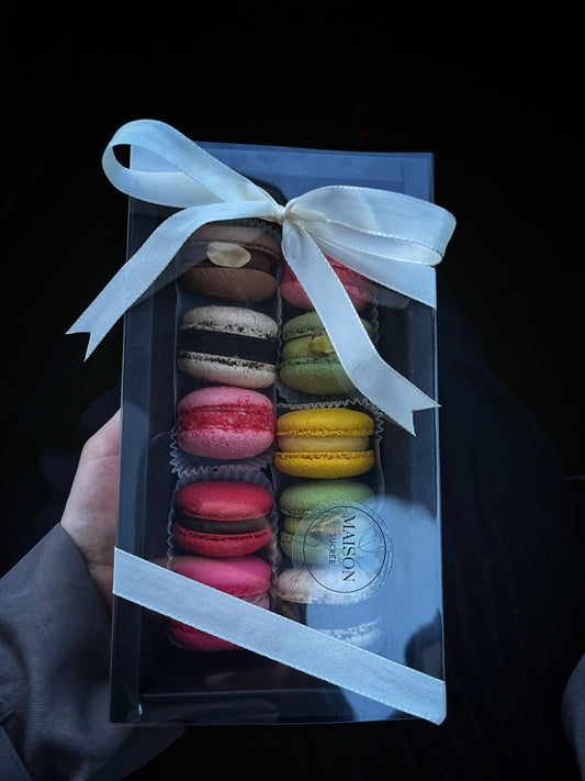 Maison Sucrée - Macaronbox (10 Stück)